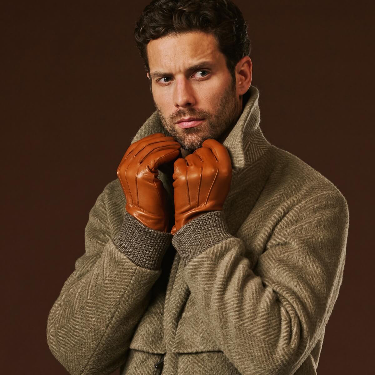 Giovanni (cognac) - Classic Italian lambskin leather gloves with cashmere lining